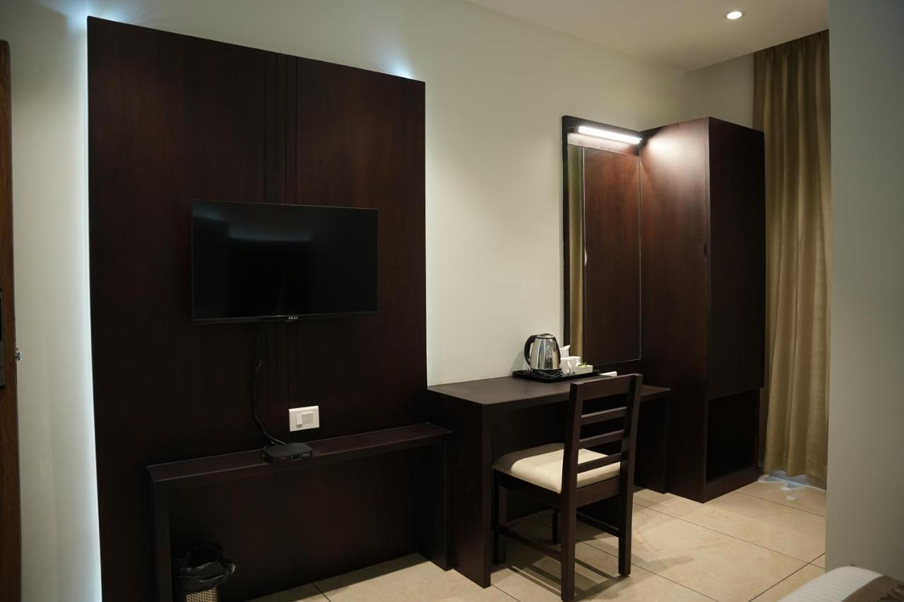 Sulu Residency Hotel Kochi Kültér fotó
