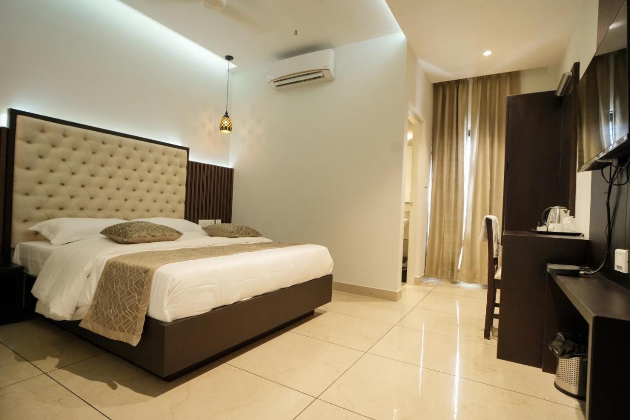 Sulu Residency Hotel Kochi Kültér fotó