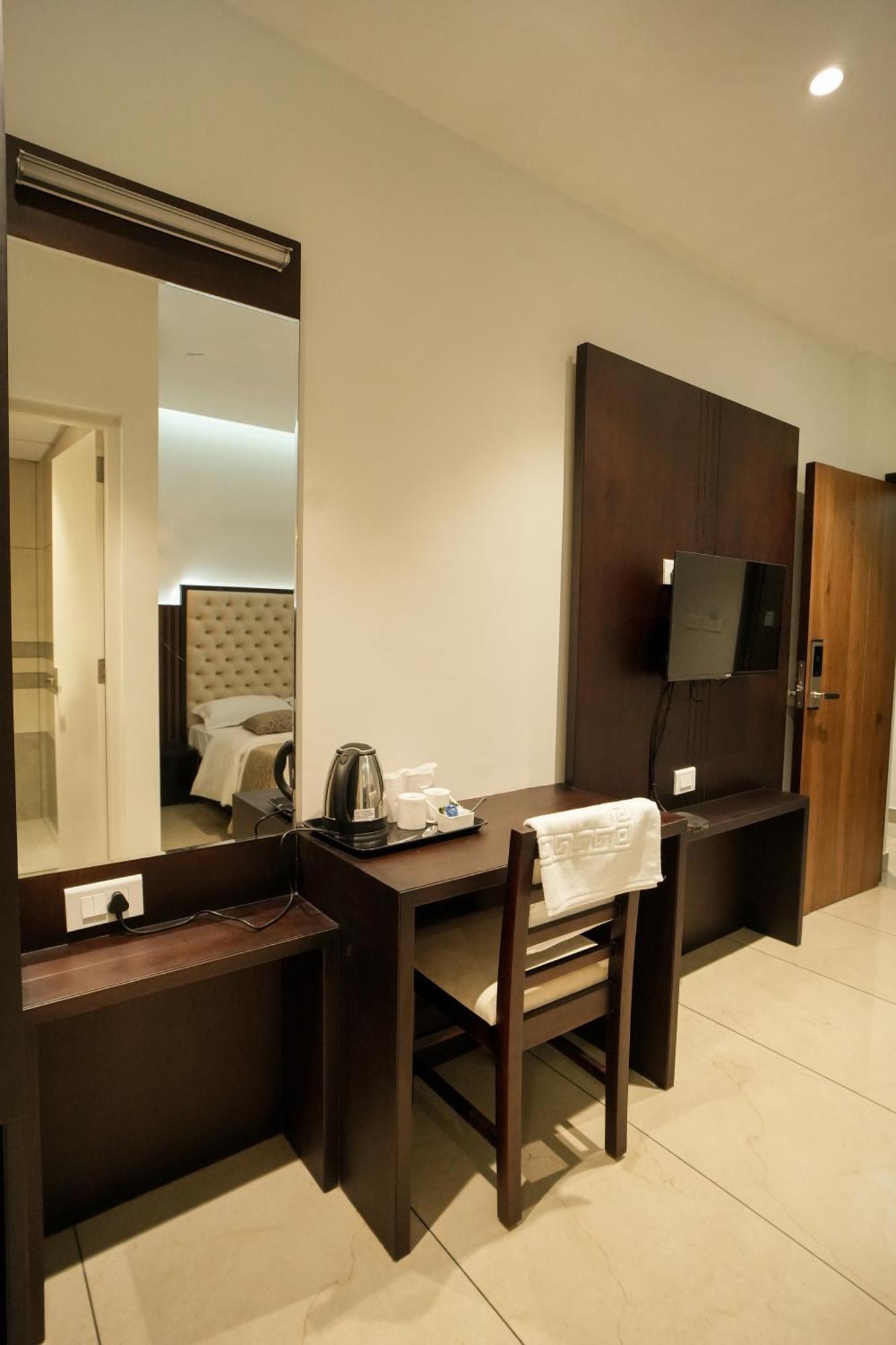 Sulu Residency Hotel Kochi Kültér fotó